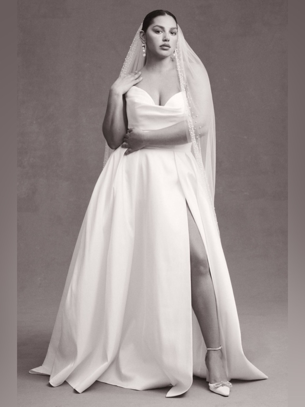 Jenny Yoo
Preston Strapless Ball-Skirt Taffeta Wedding Gown Anthropologie